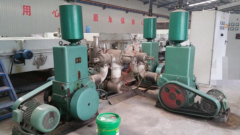 真空装备镀膜手艺